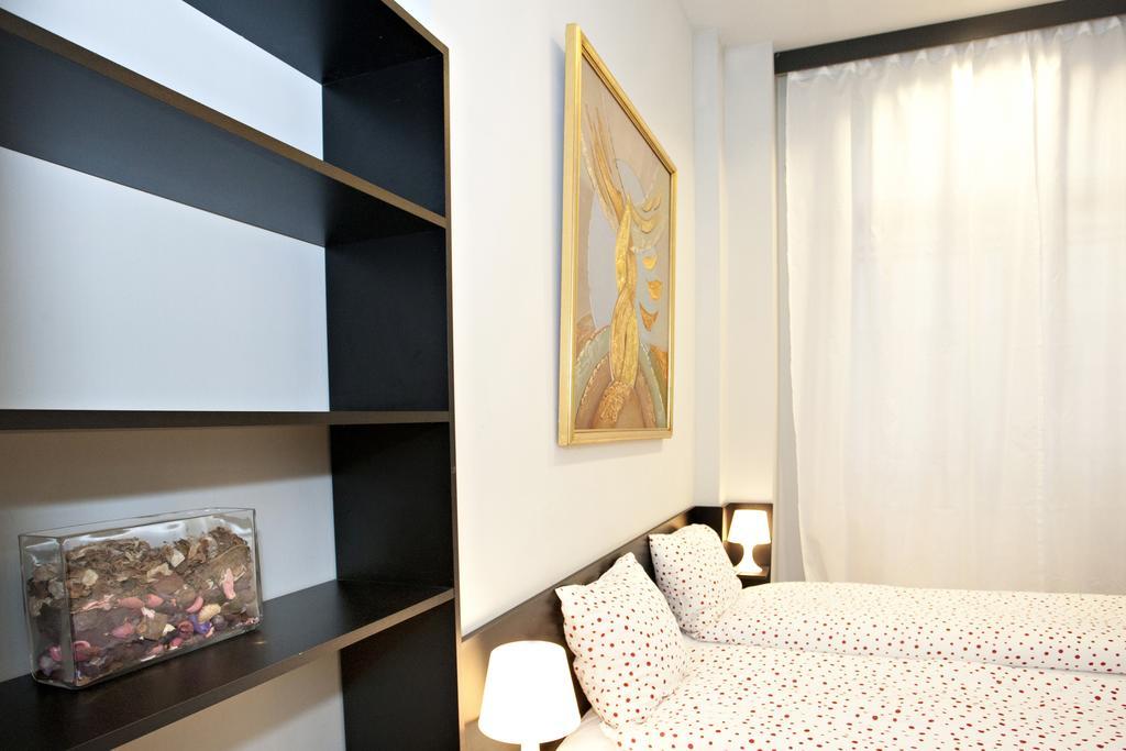 Diana Apartment On Vaci Utca Budapest Room photo