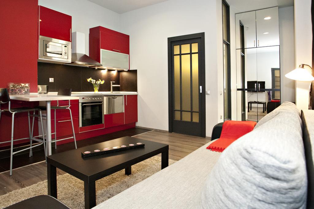 Diana Apartment On Vaci Utca Budapest Room photo